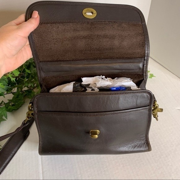 Vintage Leather Brown Crossbody Satchel - Picture 3 of 11